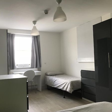 Leinster House Hostel ลอนดอน ภายนอก รูปภาพ
